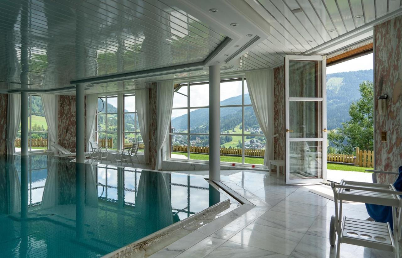 Bostele With Five Bedrooms, Indoor Pool And Two Saunas Bad Kleinkirchheim